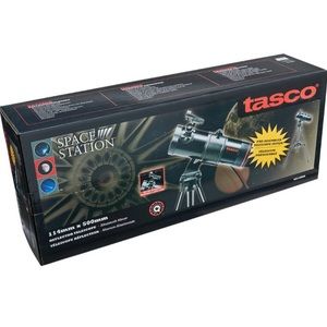 Telescope new with the box, map, and all lenses